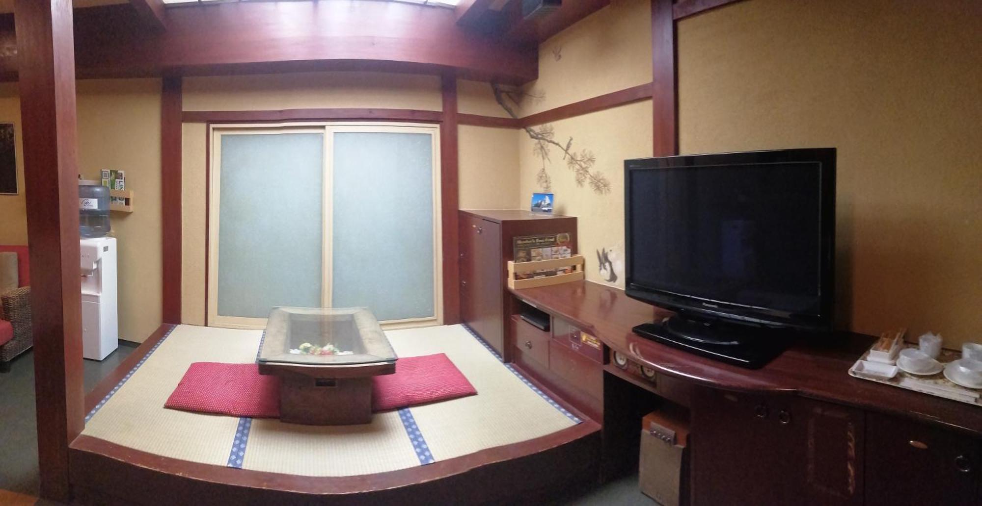 Hotel Tsukinoakari月燈 姫路城隣 (Adults Only) Himeji Zewnętrze zdjęcie