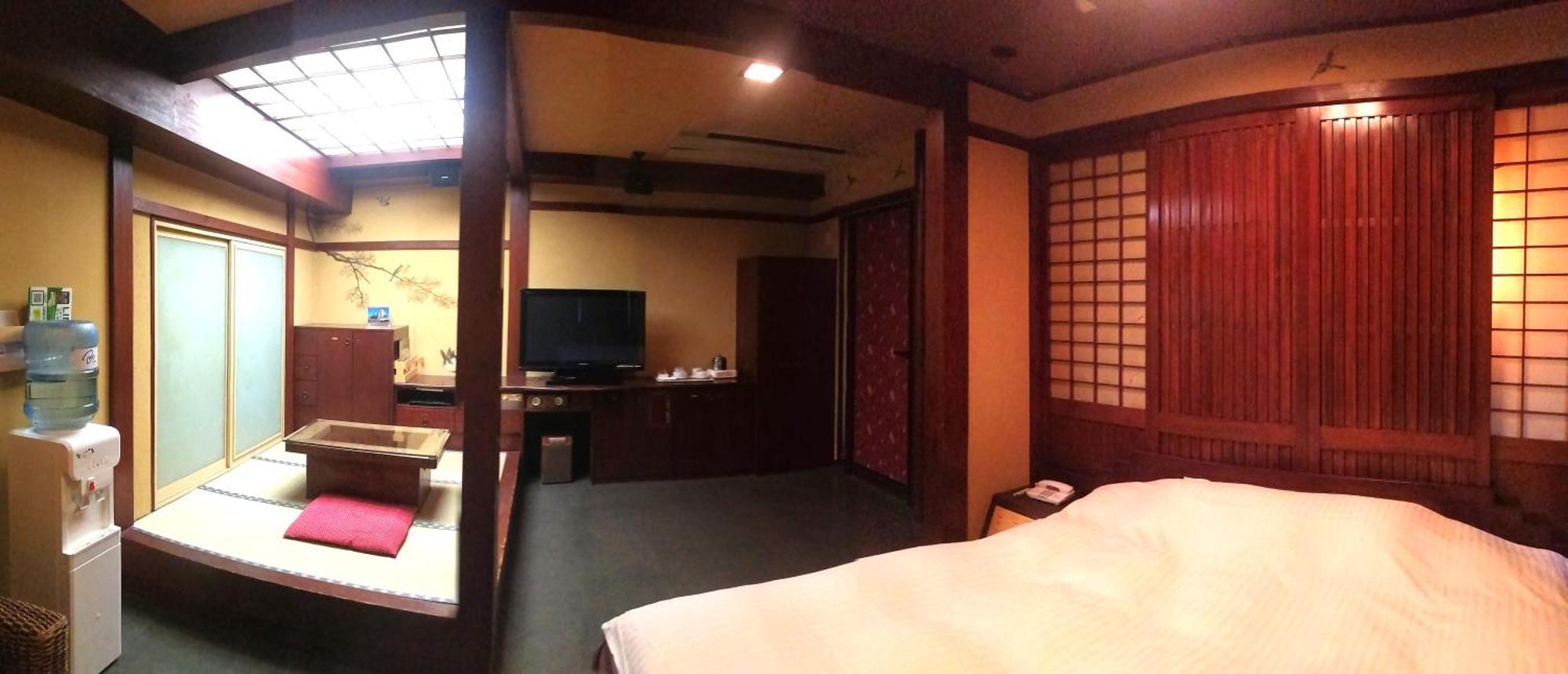 Hotel Tsukinoakari月燈 姫路城隣 (Adults Only) Himeji Zewnętrze zdjęcie